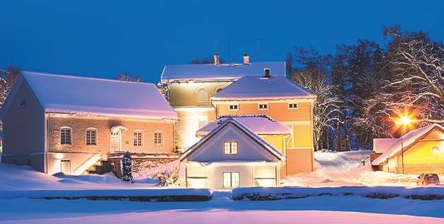 stays and valueconscious travellers; the Estonian culture-themed 4* Kreutzwald Hotel Tallinn has a cosy and