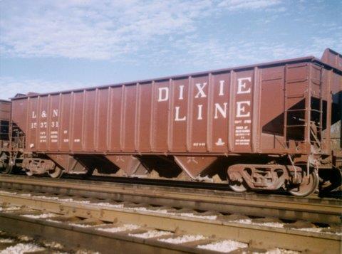 Joe Martin and Mike Shane with 3; Patrick Hardesty with 2; and Russell Weis with 1. The contest at the January meeting will be for freight cars.