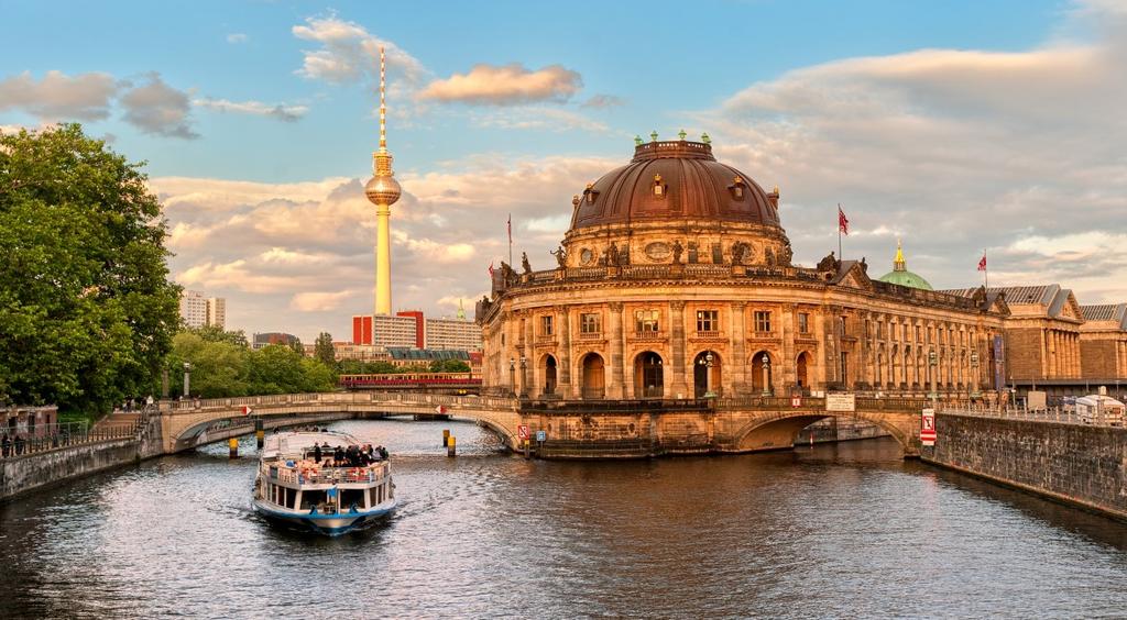 Overnight: Berlin Brandenburg Day 8: Sunday, November 17th, 2019 (B, D) In the morning you will drive to Potsdam and visit the famous Sanssouci Palace. Continue to Berlin.