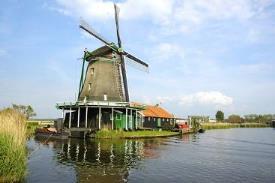 & Kinderdijk Windmills Transfer by private motorcoach to one of the most famous Dutch
