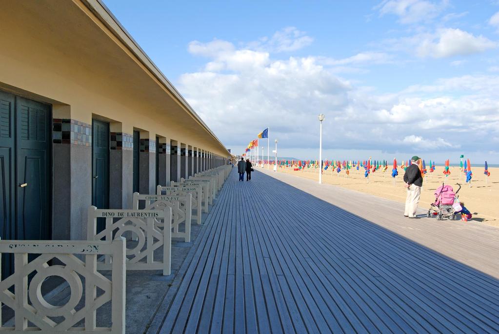 PROGRAM HIGHLIGHTS IN NORMANDY 4 Nights at 5 stars Le Normandy in Deauville (Deluxe Room) Round of golf at Deauville Golf Club including lunch in historical club-house Round of golf at Omaha Beach
