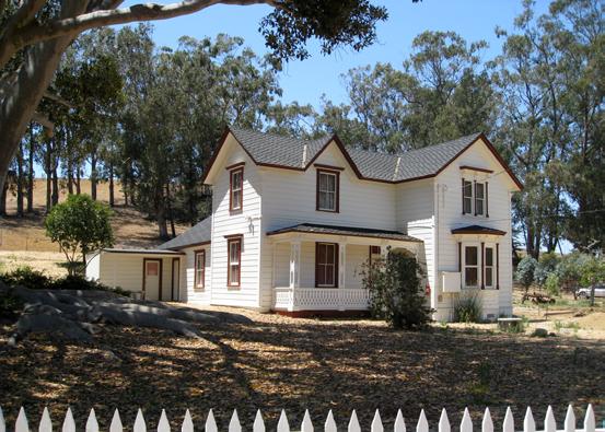 farmhouse was built in 1886 and was the main residence for a