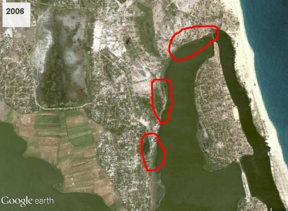 Distribution of mangroves District Area (Hectare) 2006 2014 Puttalam 2,338 2,364 Batticaloa 1,855 1,421 Tricomalee 1,762 1,491 Mannar 1,486 1,261 Kilinochi 424 312 Mullaitivu 405 463