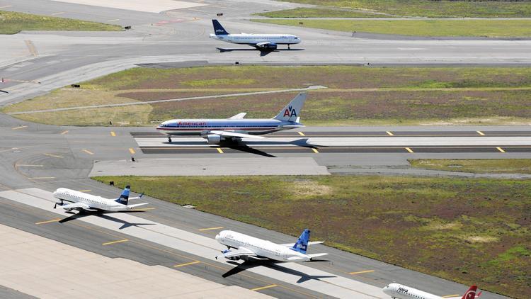 Constraints Minimum taxi separation of 60 meters between two aircraft Take-off single-runway separation
