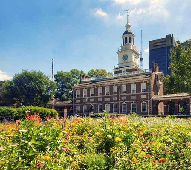 The Community Famous as the birthplace of life, liberty and the pursuit of happiness, Philadelphia delivers one destination, five counties and countless things to do: fascinating museums, vibrant