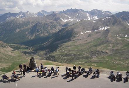After a good dose of switchbacks, you will reach the Col de la Bonette, the highest pass in Europe (2,715 m).