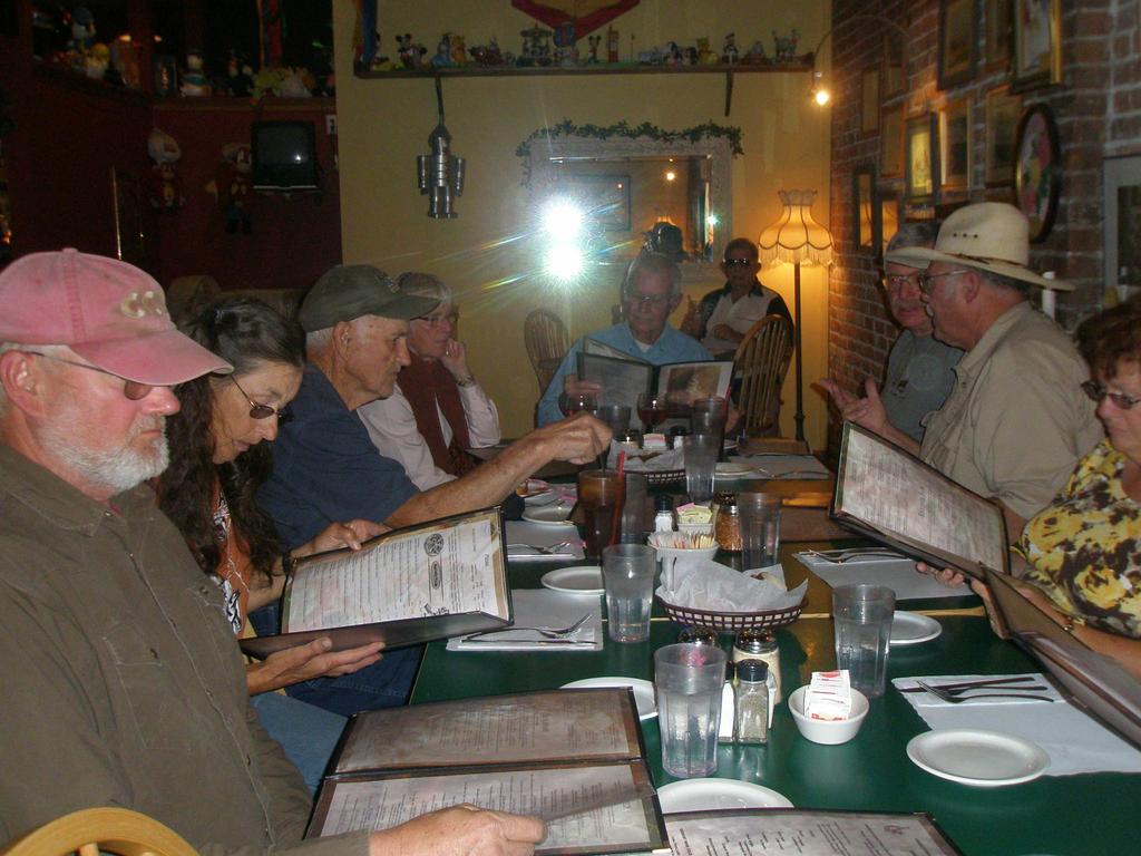 No-Host Dinner at Home Town Pizza Orovile No-Host Dinners continue to be successful.! 13 Backcountry Horseman members and a guest enjoyed ordering from the menu.