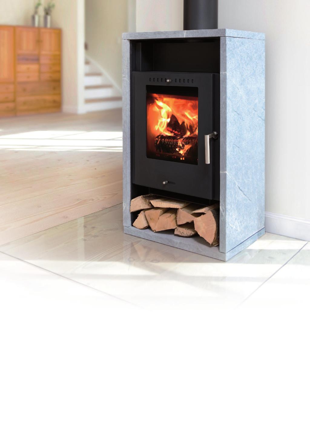 Asgård 7SK An effective and functional convection wood stove covered with decorative soapstone, which gives a beautiful contrast to the black surfaces.