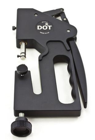 HARDWARE TOOLS DOT Snapmaster M840 The M840 hand press incorporates many features of bench and foot presses in a portable and cost-effective tool.