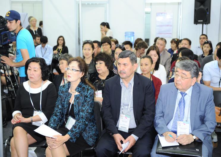 The exhibition offered a saturated business programme: 42 workshops and presentations were for the first time held concurrently on tree sites in 10th pavilion.