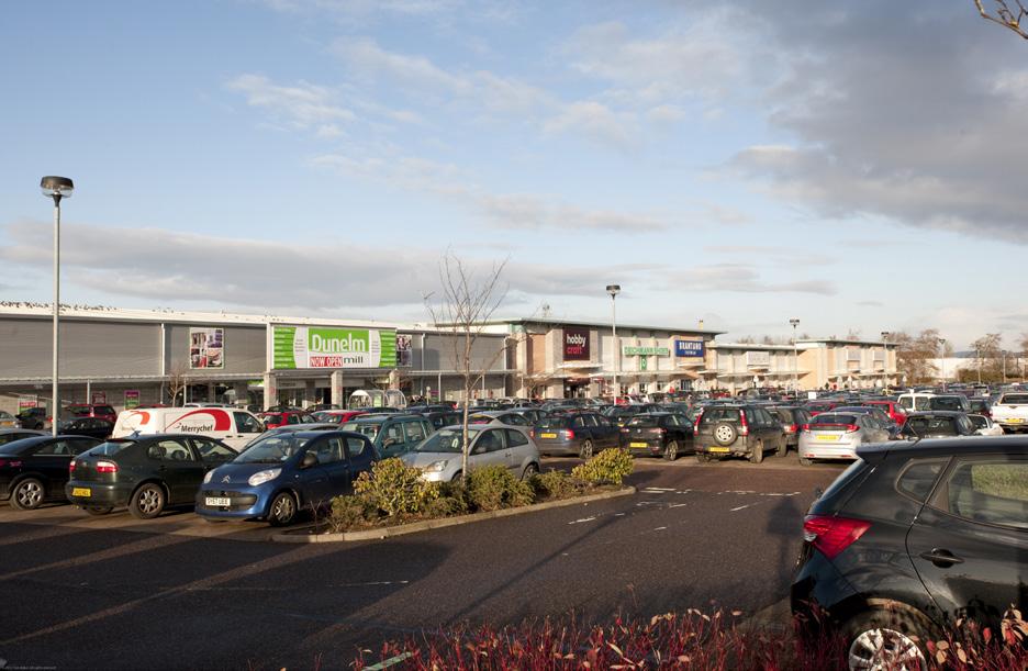 Inshes Retail & Leisure Park adjoins Tesco s new Extra store which is situated immediately adjacent to the southern distributor road within an area that has seen considerable residential growth in