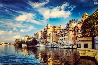 Udaipur City of Lakes The Jewel of Mewar Founded by Maharana Udai Singh in the 16th century Three major lakes, Pichola, Fatehsagar and