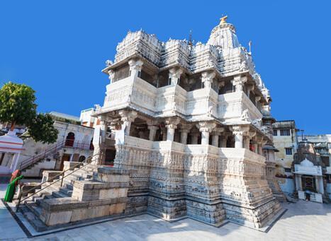 Narayan) and one of the largest temples in Udaipur. Timing: 0415 to 1300 and 1715 to 2000.