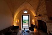 The suites, located between the grapevines and olive trees, have been designed to provide a sensory