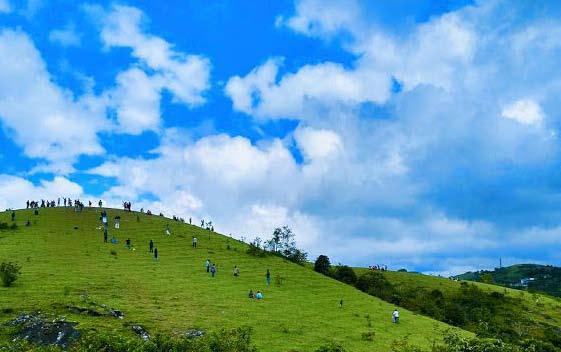 Vagamon, the seasons best destination for holiday. Pilrims Retreat, the best place for the hide out.