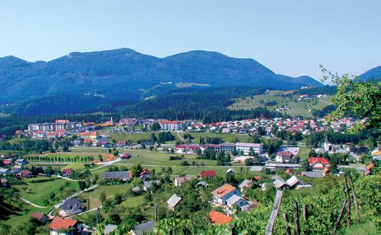 si VITANJE THE TOWN OF TRADITION The town of Vitanje is situated below the southern slopes of Pohorje.