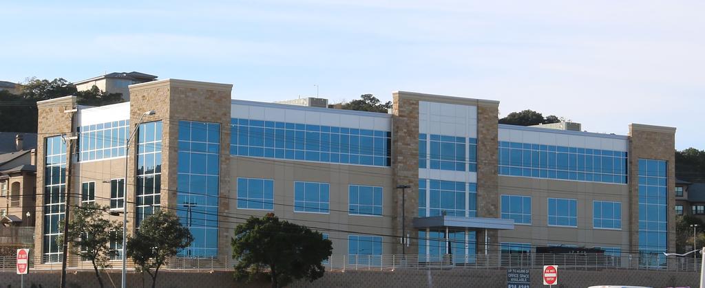 CENTRE A NEW CLASS A OFFICE SPACE Crownridge Centre is a 41,590 RSF Class A office building conveniently located at the intersection of IH-10 and Camp Bullis.