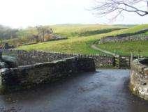 Malham, Gordale and Malham Tarn Page 3 5.1 3.2 Retrace your steps to the road turning right to the old pack horse bridge.