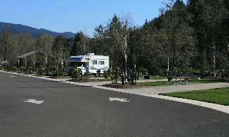 Rate: Public Park 130 Creekside Rd Canyonville, OR (541) 839-3100 Seven Feathers RV Resort offers a quiet and pristine resort setting for our guests.
