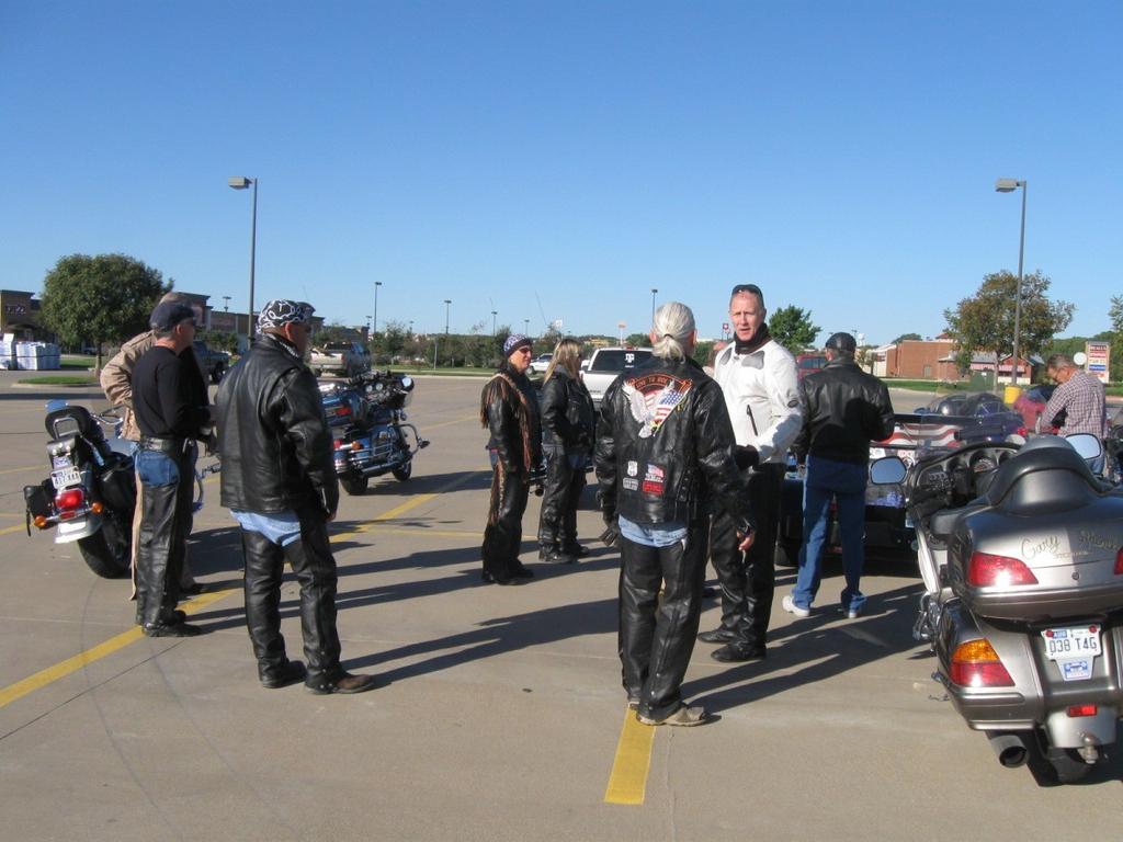 Chapter Life cont. 4 Robert Adair led a ride to the World Championship BBQ Cook-off & Challenge in Meridian on yet another perfect day for riding! 12 bikes took in this awesome event. What a treat!