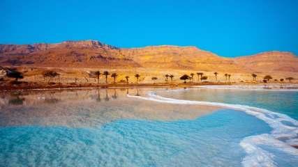 The Dead Sea bordering Israel, the West Bank and Jordan is a salt lake whose banks are more than 400m below sea level, the lowest point