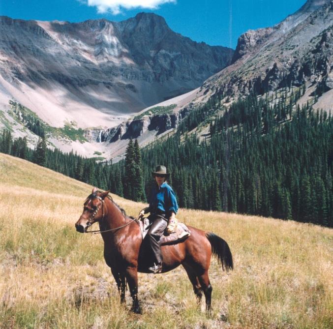 HORSEBACK RIDING Dunton boasts bold, sure-footed horses, gentle and willing on high mountain trails. The Local Loop Ride* - A family-friendly 45-minutes to one hour ride around Dunton s east property.