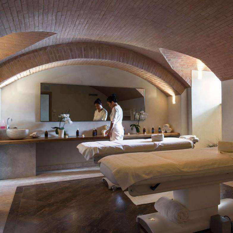 THE OLI SPA The OLISPA is a true oasis of wellness and relaxation where only natural products are used. Here one can fully regenerate their body, mind and spirit.