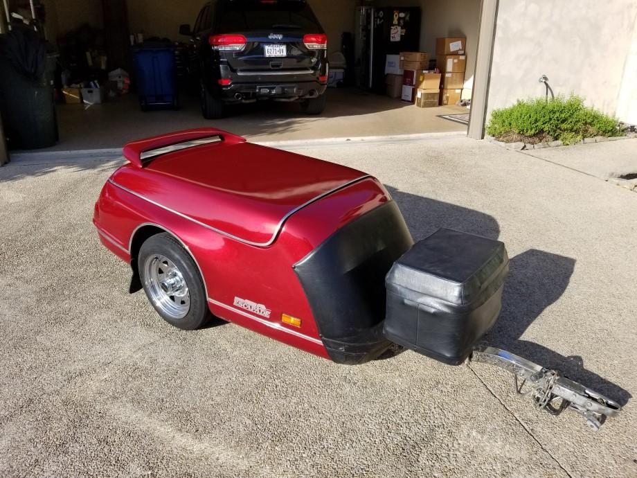 VOLUME 20 ISSUE 1 JANUARY, 2019 PAGE 6 Chapter U Member for Sale 2006 California Sidecar - Escapade Elite Trailer 25 cu. ft.