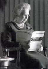 The top Queen Elizabeth lookalike, who has performed
