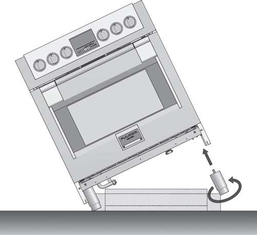 ES 4 - Instrucciones para la Instalación Paso 5 Retirar el transpalet, inclinar la cocina de lado para atornillar el segundo par de patas. Retirar la base.