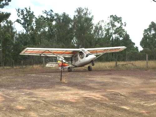 - Brisbane Valley Flyer HANGARAGE A single place hangarage space is available at Forest Hill airfield (YFRH). The airfield gate and hangar are both kept locked to all except key-holders.