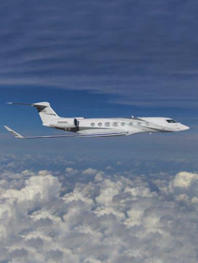 AVBUYER February 2015 B U S I N E S S A V I A T I O N I N T E L L I G E N C E proudly presents 2014 Gulfstream G650 Serial Number 6088 See pages 32-35 for further