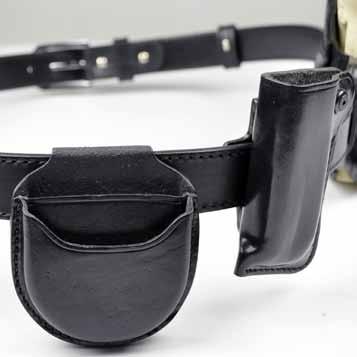 44-0360-00K LEATHER SET FOR CONCEALED WEAPON AND EQUIPMENT CARRIAGE 44-0354-0502 HOLSTER FOR AMMO CONTAINER 44-0353-0502 HOLSTER FOR METAL HANDCUFFS 44-0353-0502 HOLSTER FOR METAL HANDCUFFS The