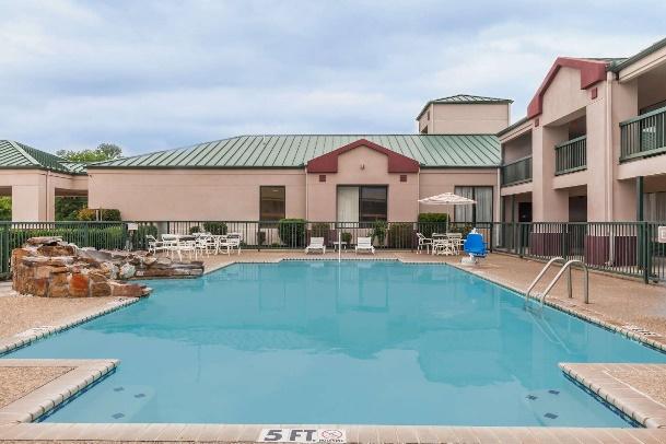 PROPERTY OVERVIEW Property Overview: The Super 8 Jasper is a 57-room, exterior corridor, economy hotel located in Jasper, Texas, just north of Beaumont.