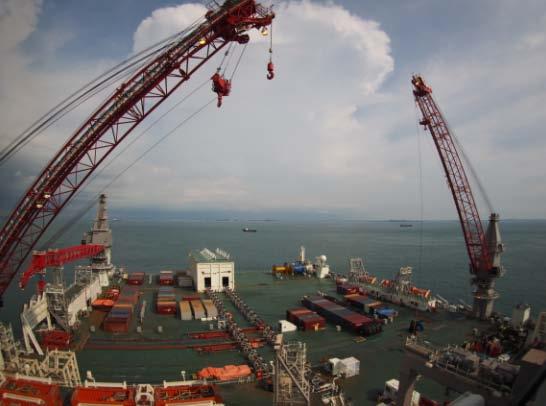 When completed, PIETER SCHELTE will have a topsides lift capacity of 48,000 t and a jacket lift capacity of 25,000 t.