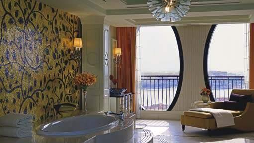The Ritz Carlton Abu Dhabi Grand Canal ***** Set amidst beautifully landscaped gardens with its own private