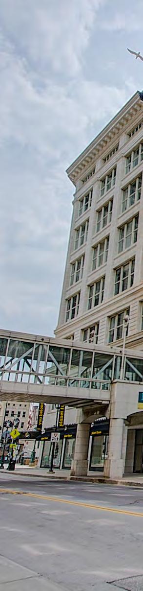 As a hub for the skywalk system, pedestrians have the option to access neighboring buildings.