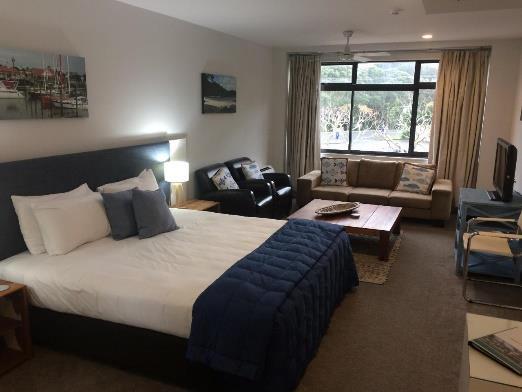 Staying with us King Rooms You have the option of Marina View or Countryside View with our King Rooms. Five of our Marina View Rooms are deluxe rooms, with two including their own private balcony.