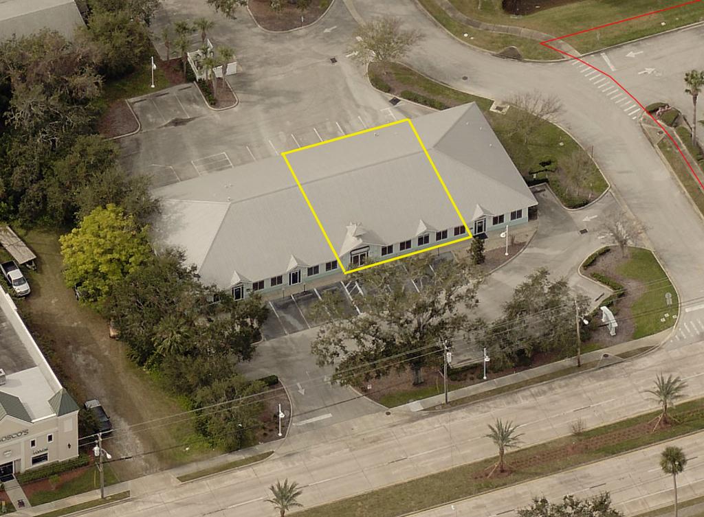 Property Description PROPERTY OVERVIEW This 3200 SF office condo is well positioned in Port Orange with 170 ft of frontage on US-1 just This stretch of US-1 has a 22,500 AADT and provides access to