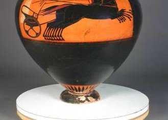 Amphora - Warrior Black-figured Panathenaic amphora.