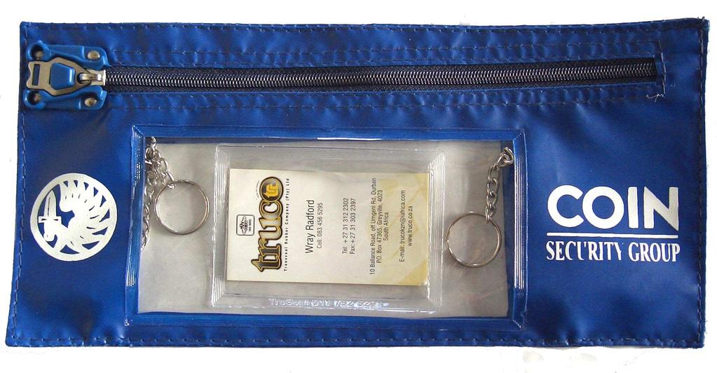 12 KEY BAG WITH CHAIN30x16cm A dual purpose pouch suitable for handling cash or for use as a key