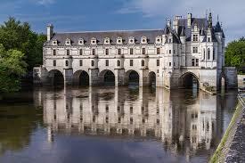 Chateaux, Villages and Historic Places Château Chenonceau Chenonceau is probably the most iconic Chateau on the River Loire.