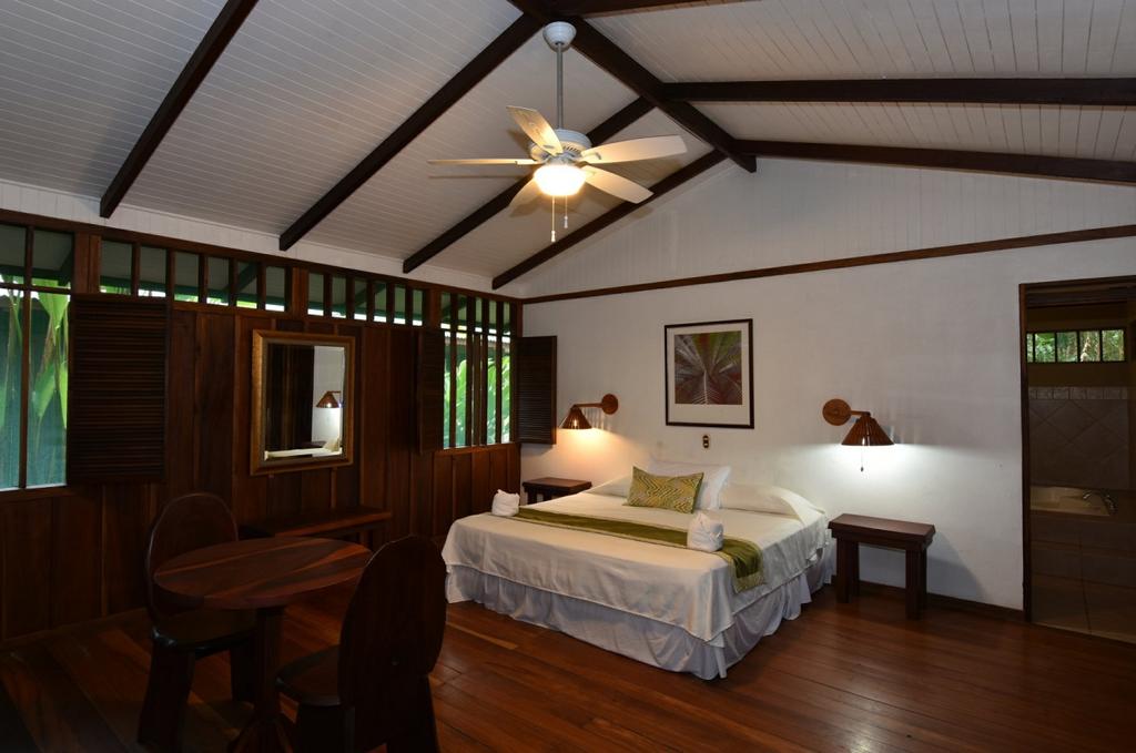 SIQUIRRES RIOS TROPICALES Rio Tropicales is a simple ecolodge located in primary rainforest on the Pacuare River. There are dormitories here, but double and single ensuite rooms are also offered.