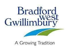 Page 3 of 52 The Corporation of the Town of Bradford West Gwillimbury Heritage Committee June 1, 2015 Zima Room, BWG Library and Cultural Centre 425 Holland Street West, Bradford, ON Minutes Members
