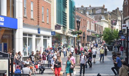 The town centre benefits from a broad retail offer with a number of national fashion multiples including Topshop, H&M, Zara, Superdry, River Island and Gap, restaurants and bars such as Carluccio s,