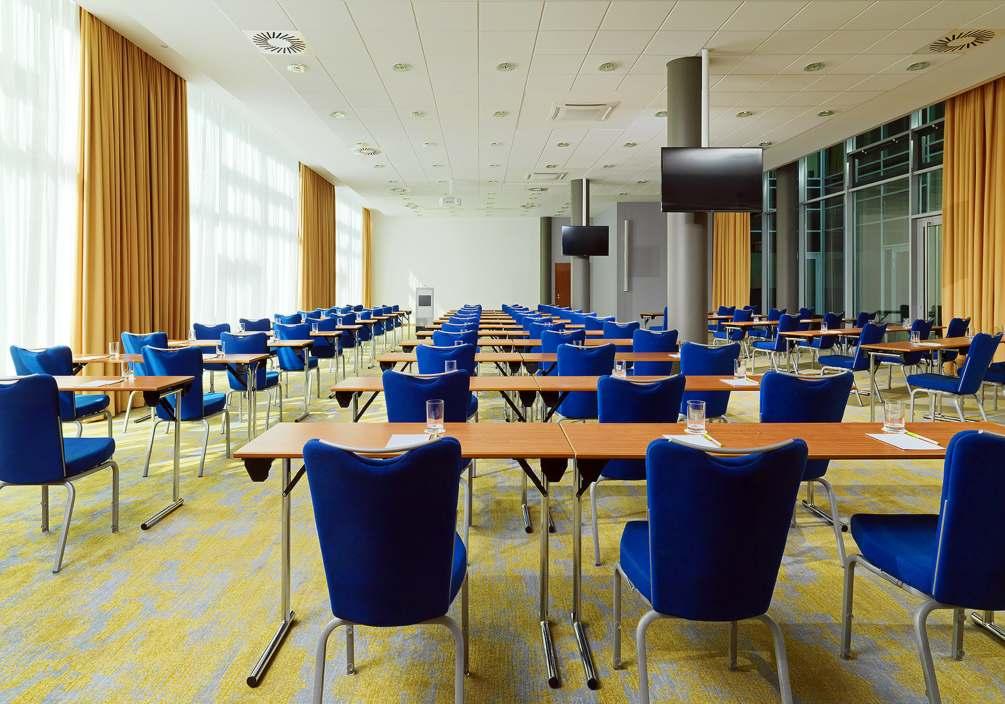 Conference rooms Eleven meeting rooms as well as two spacious foyers, which are ideal for exhibitions and receptions, provide a modern environment for successful events.