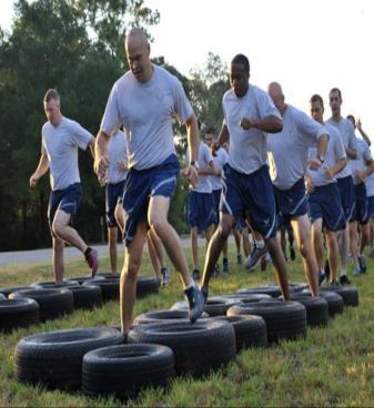 OBSTACLE COURSE : Troops will have to work together to