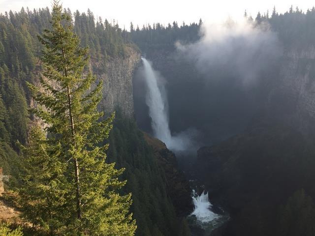 The next activity to do was to travel north in our vehicles to the top end of Wells Gray
