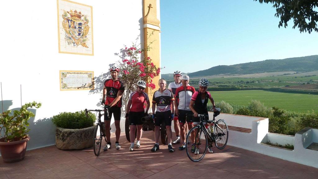 DAY TWO Baeza and its fields of Olives Today you will ride out to the Sierra Magina Natural Park directly to the south of Baeza.