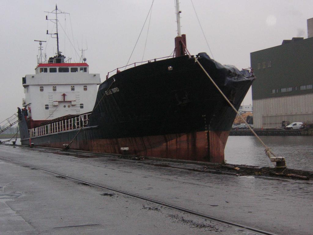 Report from the Division for Investigation of Maritime Accidents The collision between BLUE BIRD and HAGLAND BONA on 1st December 2008 in Randers Fjord.